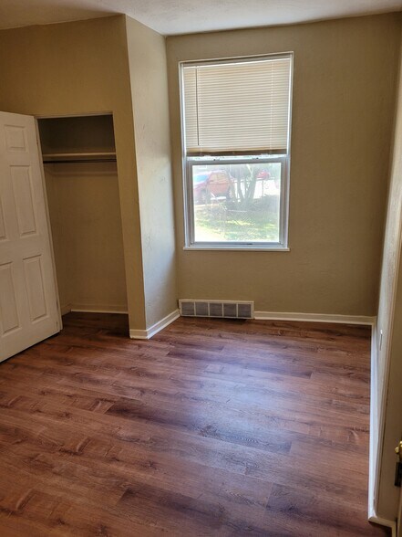 Building Photo - 341 Boggs Ave