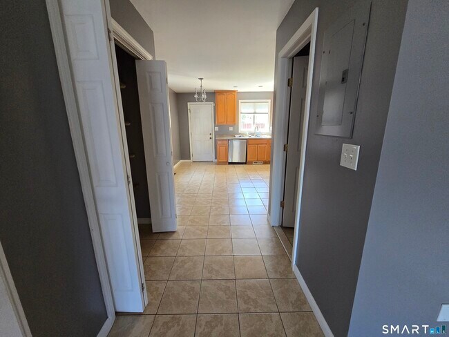 Building Photo - 148 Granfield Ave