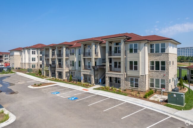 trinity woods independence mo apartment finder