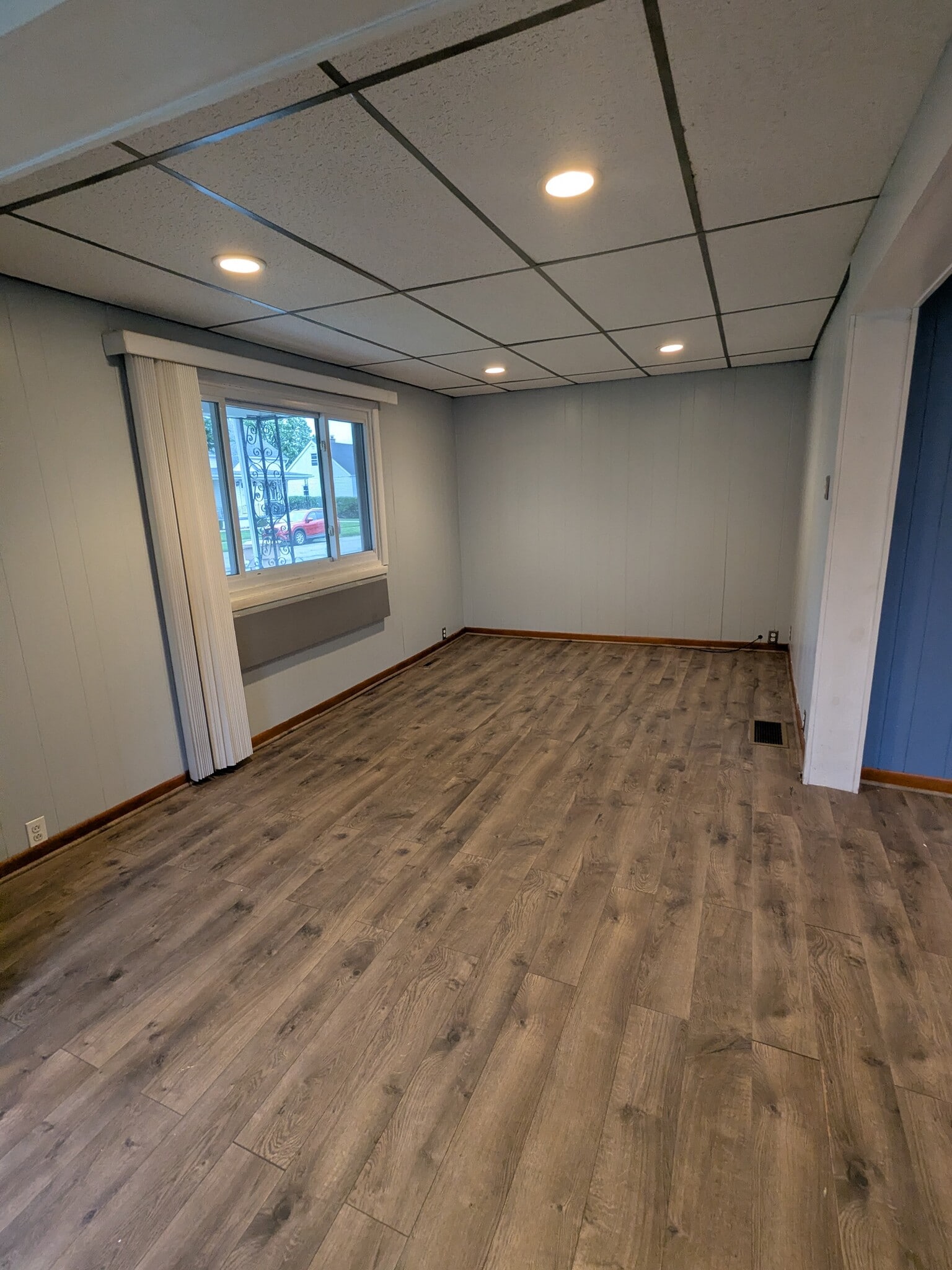 Living Room/Dining Room - 218 Alaska St