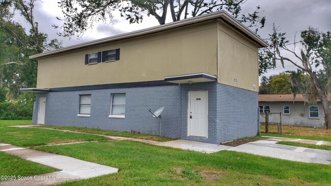 Primary Photo - 618 Grannis Ave S