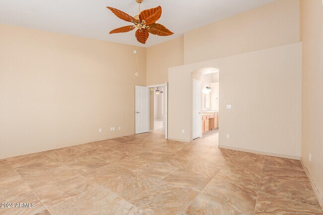 Building Photo - 6122 W Linda Ln