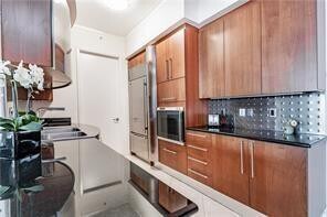 Building Photo - 18101 Collins Ave