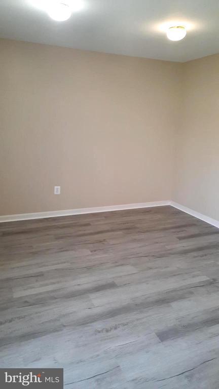 Building Photo - 7546 Stephen Dr