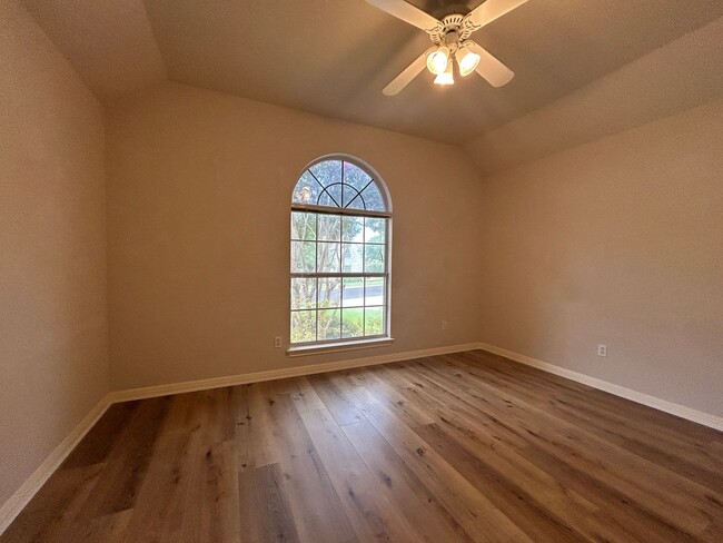 Building Photo - $250 Admin Fee Waived!! Gorgeous 4-Bedroom...