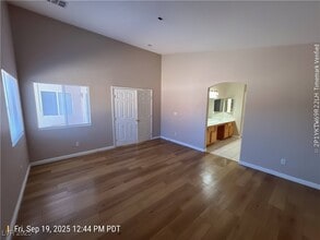 Building Photo - 814 Elliot Park Ave