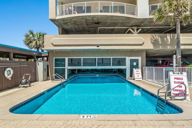 Building Photo - 10625 Front Beach Rd