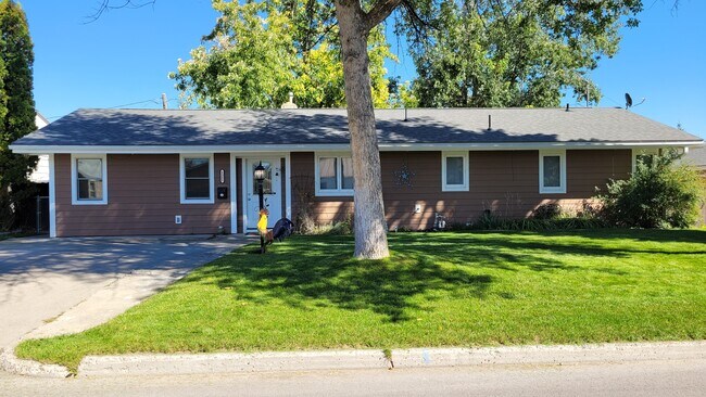 Street view - 1321 8th Ave E
