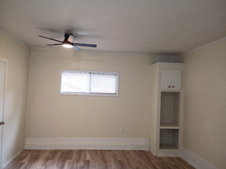 Building Photo - 3112 Revere St