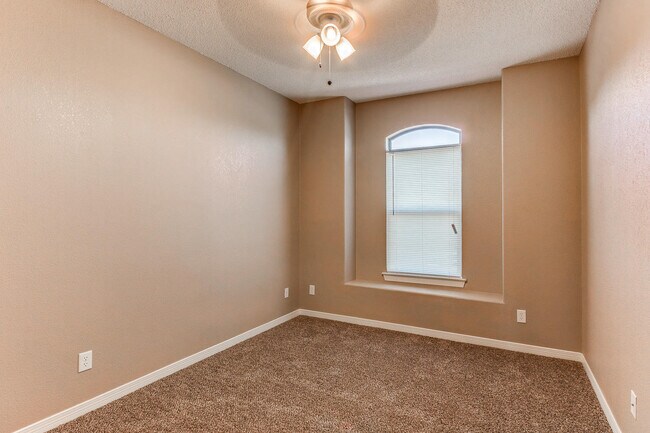 Building Photo - 5444 Pedro Lucero Dr