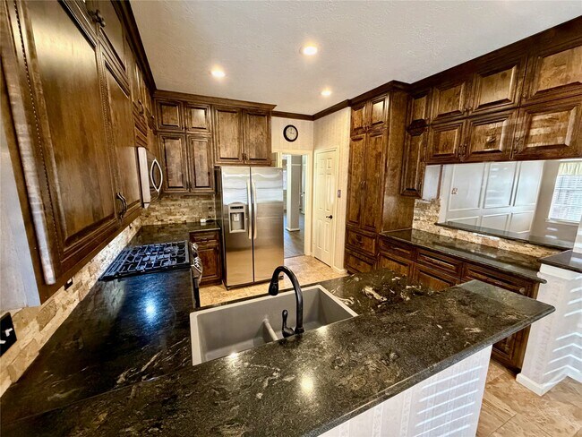 Building Photo - 3214 Explorer Cove