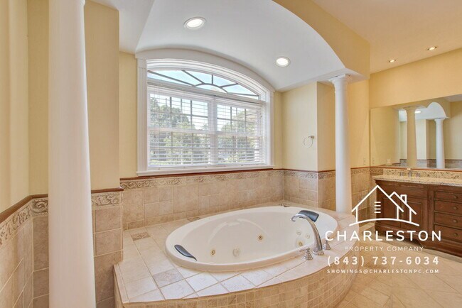 Building Photo - 1739 Indigo Island Dr