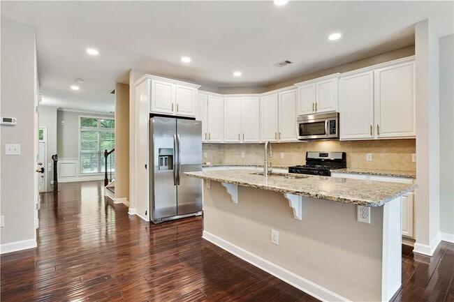 Building Photo - 1221 Lavista Rd NE