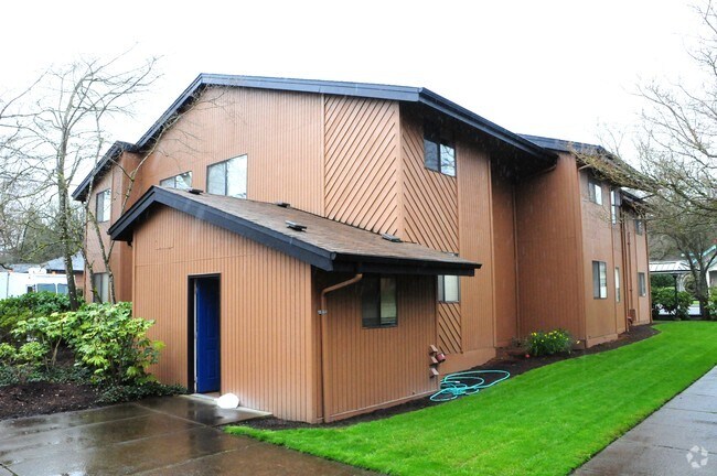 Building Photo - Hawthorn @ 29th Place