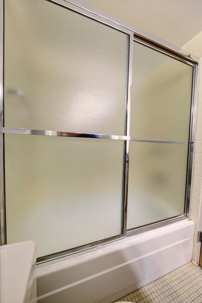 Building Photo - 555 E William St