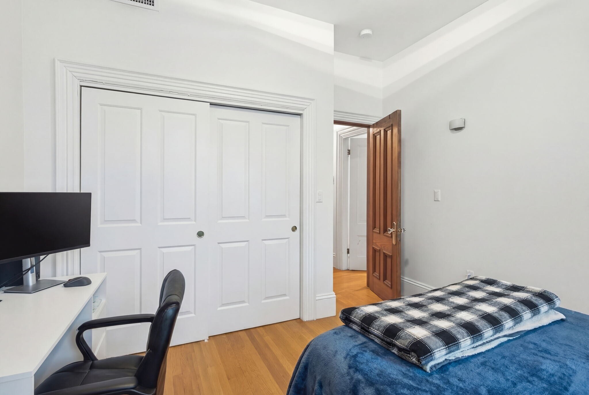 Building Photo - 1609 Tremont St