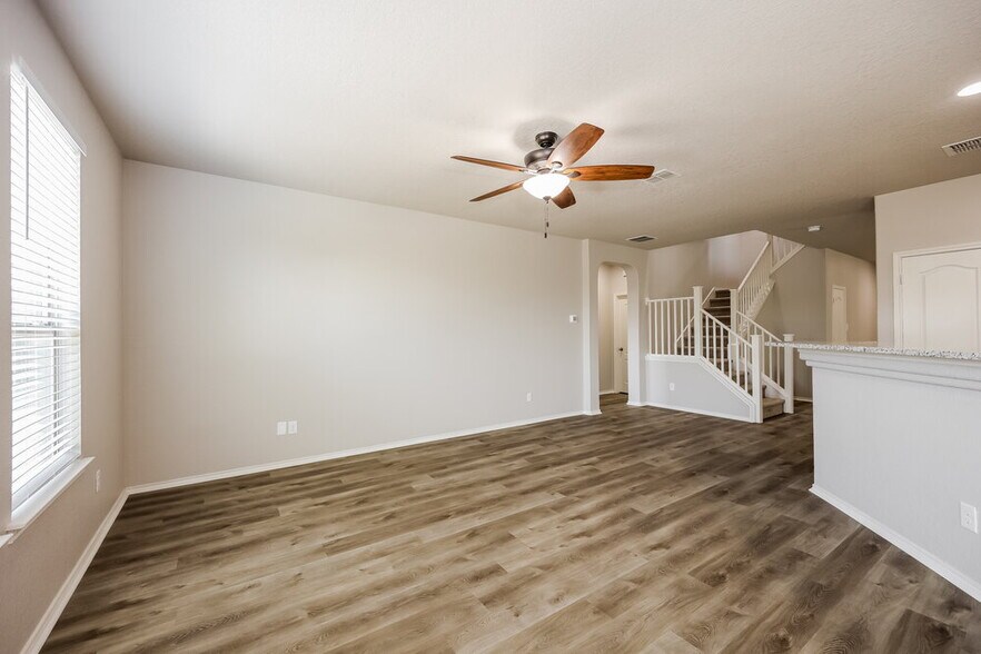 Building Photo - 13026 Stags Leap