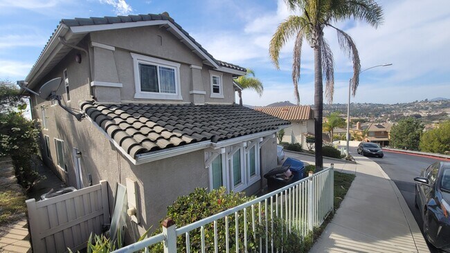 Building Photo - 2422 Pointe Pkwy