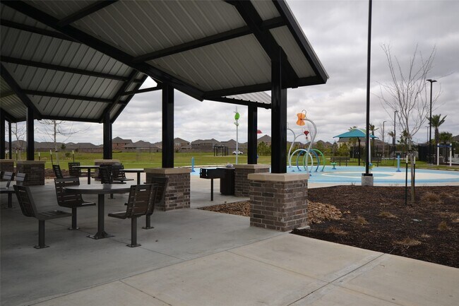 Building Photo - 20751 Cypress Post Dr