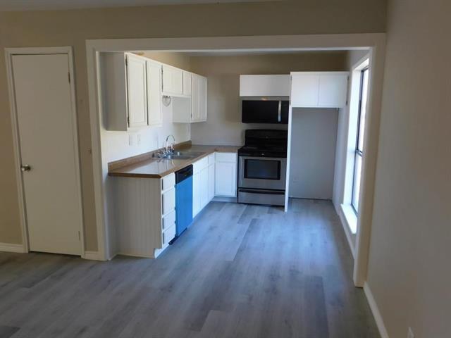 Building Photo - 203 W Church St