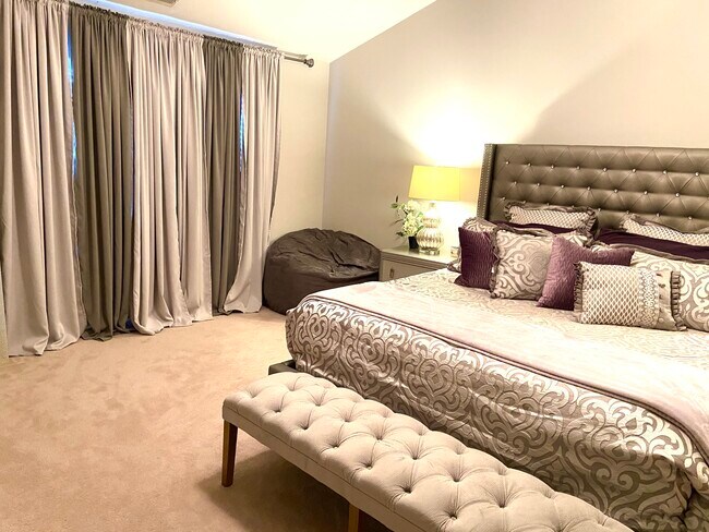 Building Photo - 13027 Rothe House Rd