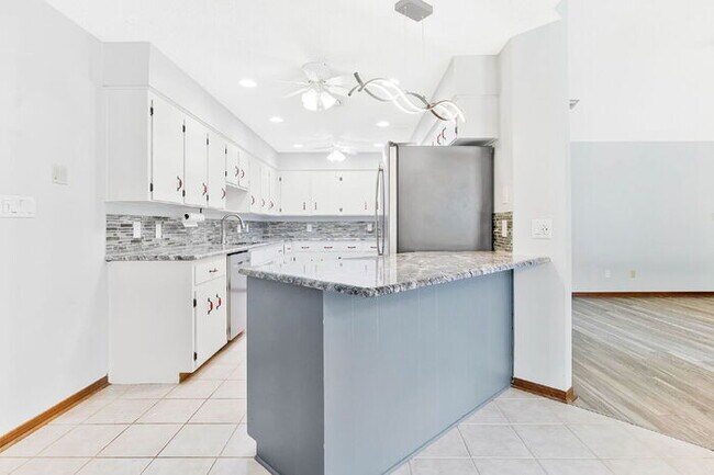 Building Photo - AVAILABLE NOW – $3,000/MONTH – ALL UTILITIES + LAWN SERVICE + POOL SERVICE INCLUDED!
