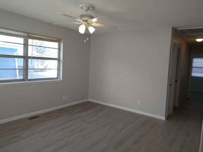 Living Room - 3326 SW Kiowa St