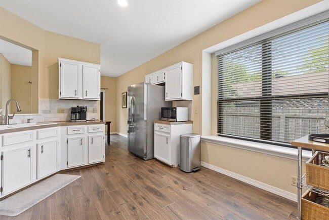 Building Photo - 11814 Prairie Hen Ln