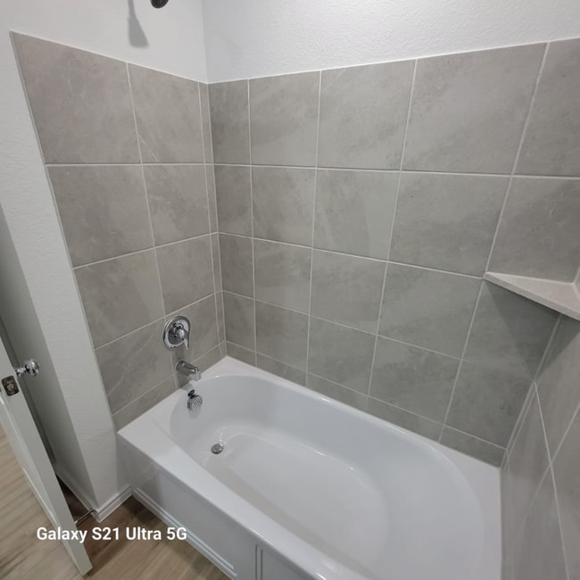 Building Photo - 318 Mahogany Ln