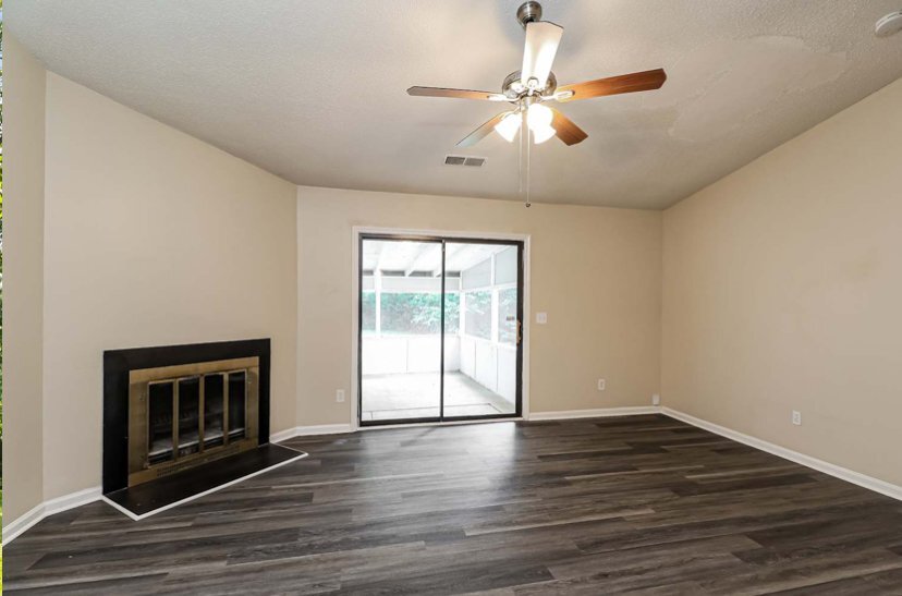 Building Photo - 5936 Loch Arbor Ln