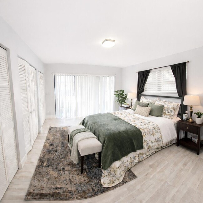 Building Photo - 11596 NW 45th St