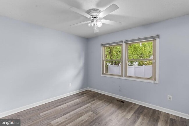 Building Photo - 13501 Ivy Way