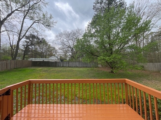 Building Photo - 2312 Faucette Ave
