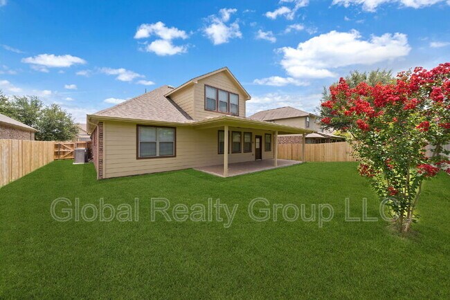 Building Photo - 2118 Pecan Haven