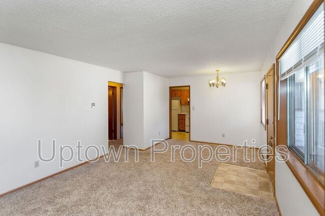 Building Photo - 8027 NE Flanders St