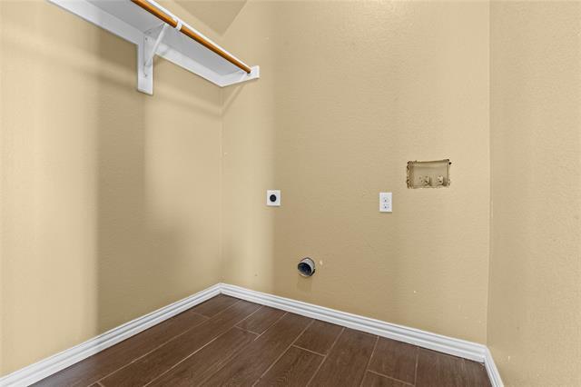 Building Photo - 10437 Brangus Dr