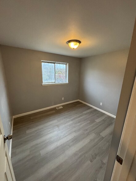 Building Photo - 2017 O’Brien Rd