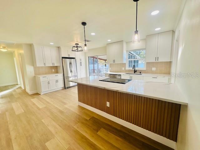 Building Photo - 1004 7th St S