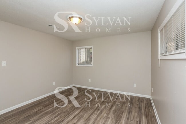 Building Photo - At Last, This Is What You Have Been Searching For!