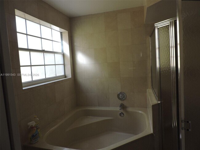 Building Photo - 15065 SW 108th Terrace