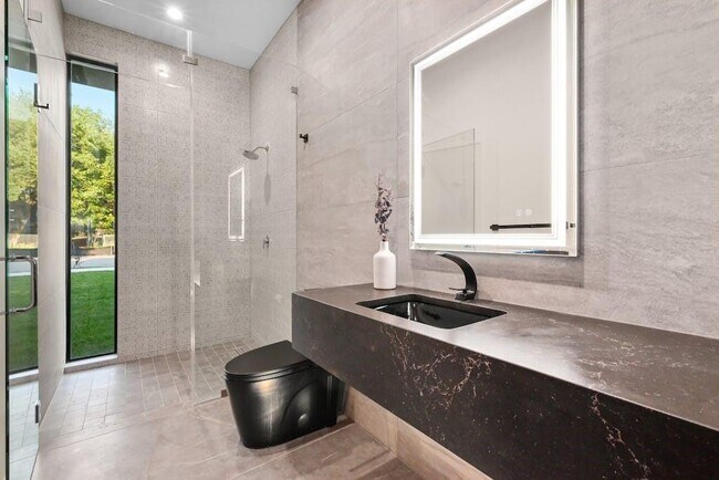 Building Photo - 3415 Rosefinch Trail