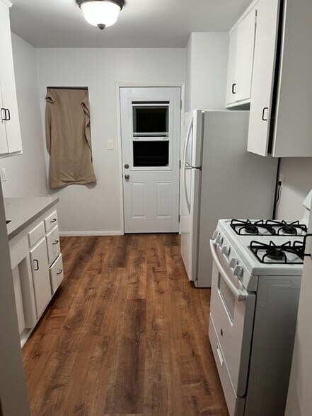 Door through Kitchen to Patio - 1408 N Edison Blvd