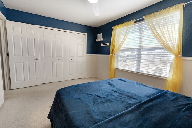 Building Photo - 6994 Ketchum Dr