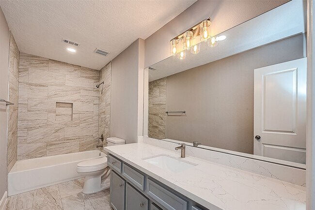 Building Photo - 1623 Cherry Ridge Dr
