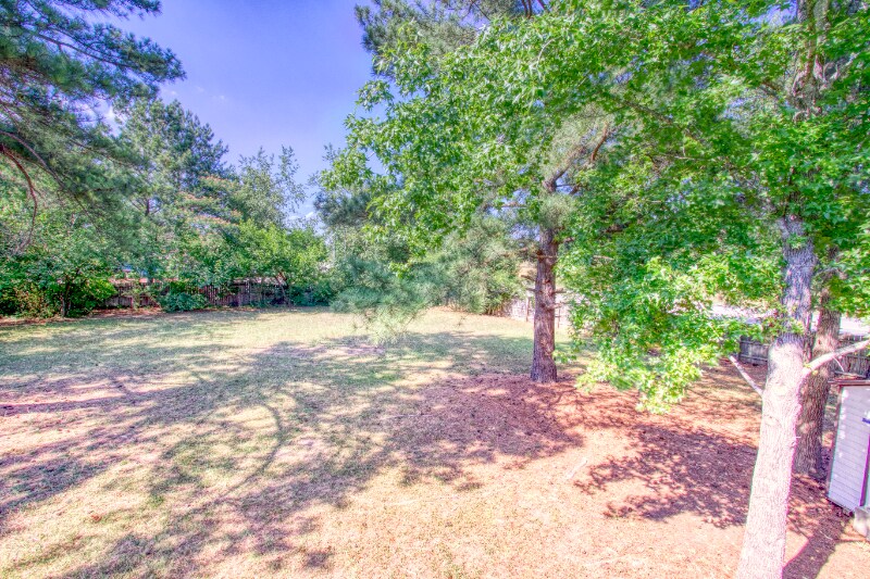 Building Photo - 209 Bayberry Ln