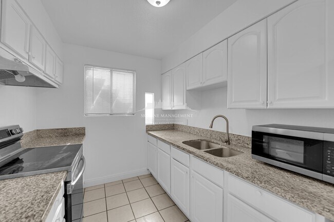 Building Photo - 1308 N 22nd St