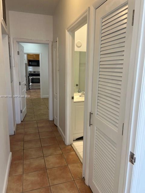 Building Photo - 12960 NW 9th Ln