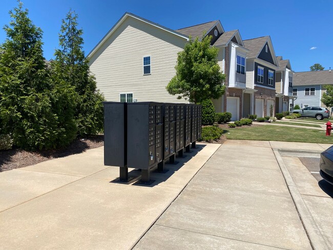 Building Photo - SPACIOUS AND BEAUTIFUL HOME IN MORRISVILLE-BRIER CREEK AREA