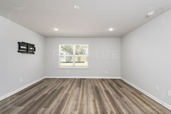 Building Photo - Smart 4 Bd / 2 Ba Home in West Mobile Gated Community