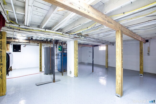 Building Photo - 117 John Ave